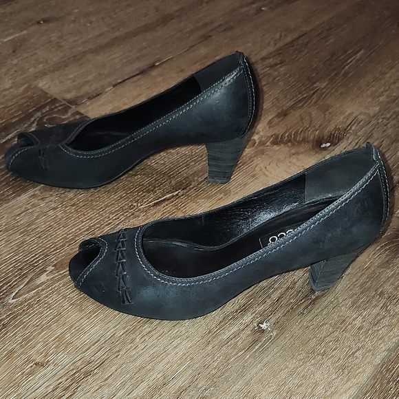 Ecco Keen Black Leather Business Casual Peep Toe Comfort Heels SlipOn Minimalist - Picture 9 of 10